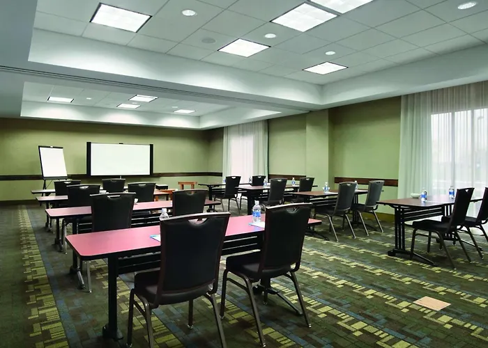Best Hotels in Windsor CT