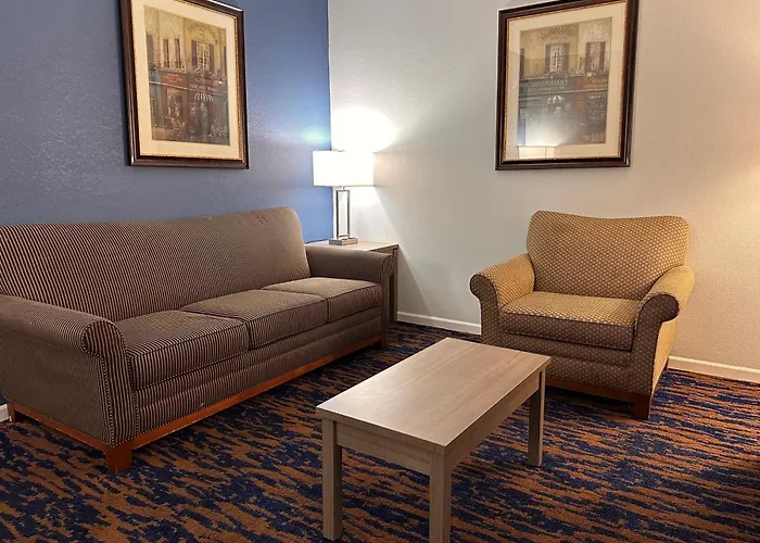 Top Affordable Weekly Hotel Stays in Indianapolis