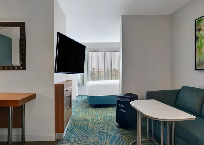 Best Hotels Near Jacksonville Airport