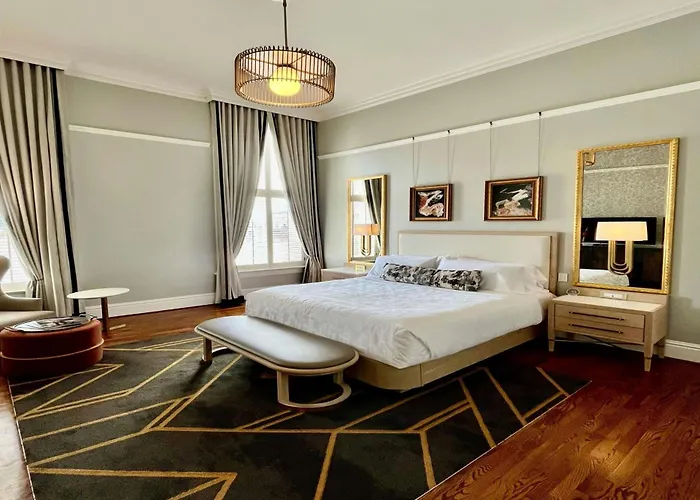 Top Pet Friendly Hotels in Galveston