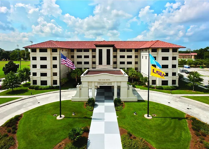 Top Hotels with Balcony in Baton Rouge, Louisiana