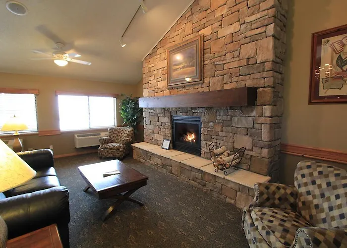 Best Hotels on Collins Road Cedar Rapids